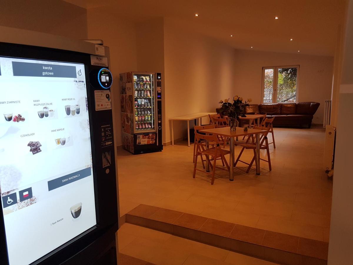 Hotelik Okecie 39 - Nocleg I Parking Blisko Lotnisko Okecie Warsaw Luaran gambar