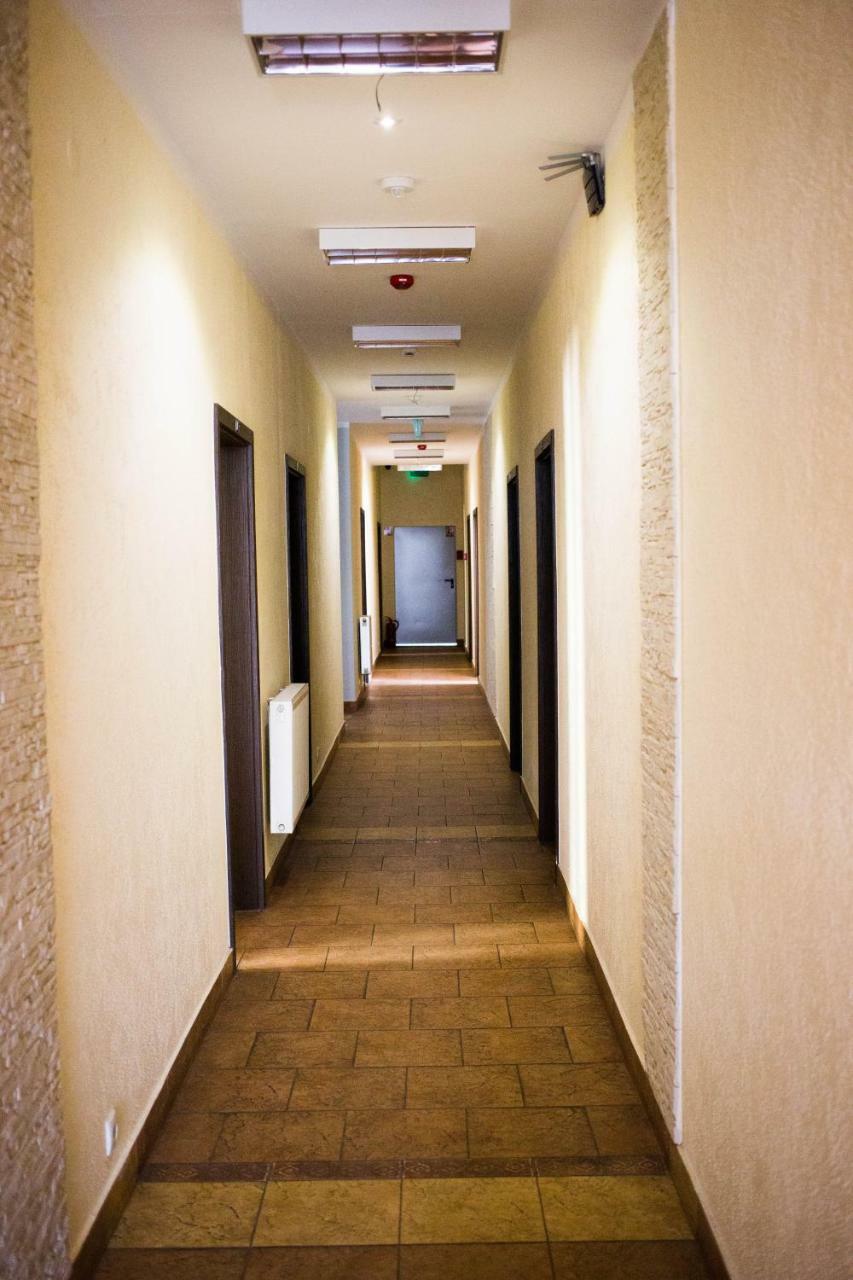 Hotelik Okecie 39 - Nocleg I Parking Blisko Lotnisko Okecie Warsaw Luaran gambar