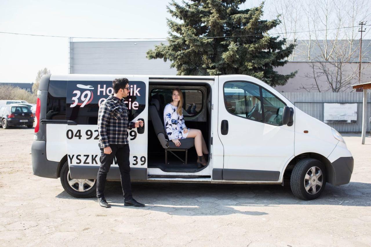 Hotelik Okecie 39 - Nocleg I Parking Blisko Lotnisko Okecie Warsaw Luaran gambar