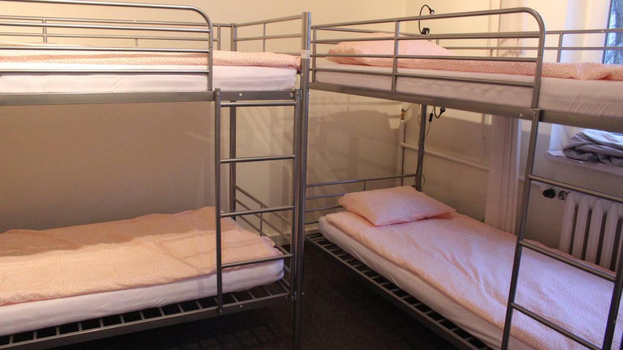 Hotelik Okecie 39 - Nocleg I Parking Blisko Lotnisko Okecie Warsaw Luaran gambar
